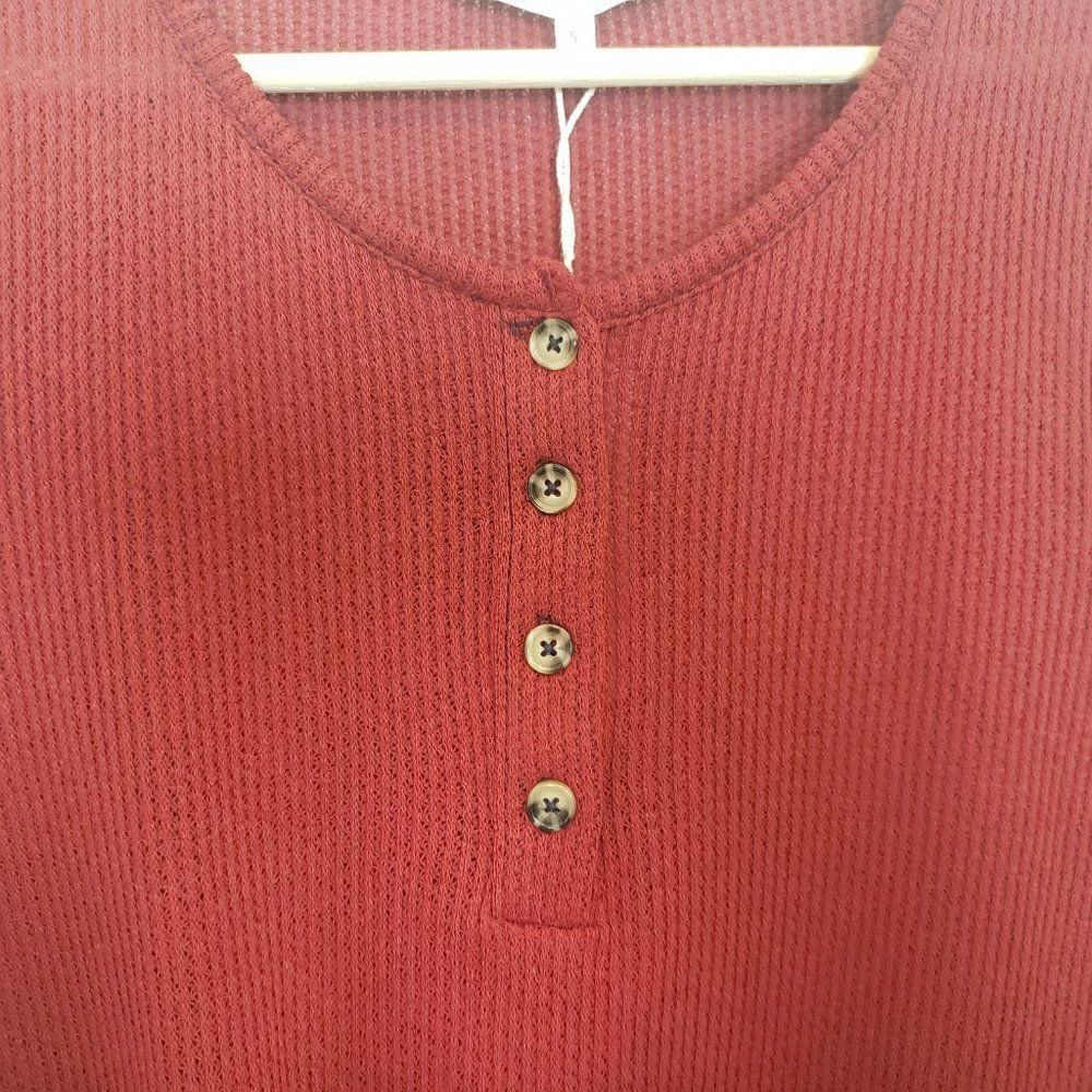 C&C California Top Size S Red Tie Front New Long Sleeve Waffle Knit Womens - Picture 3 of 8